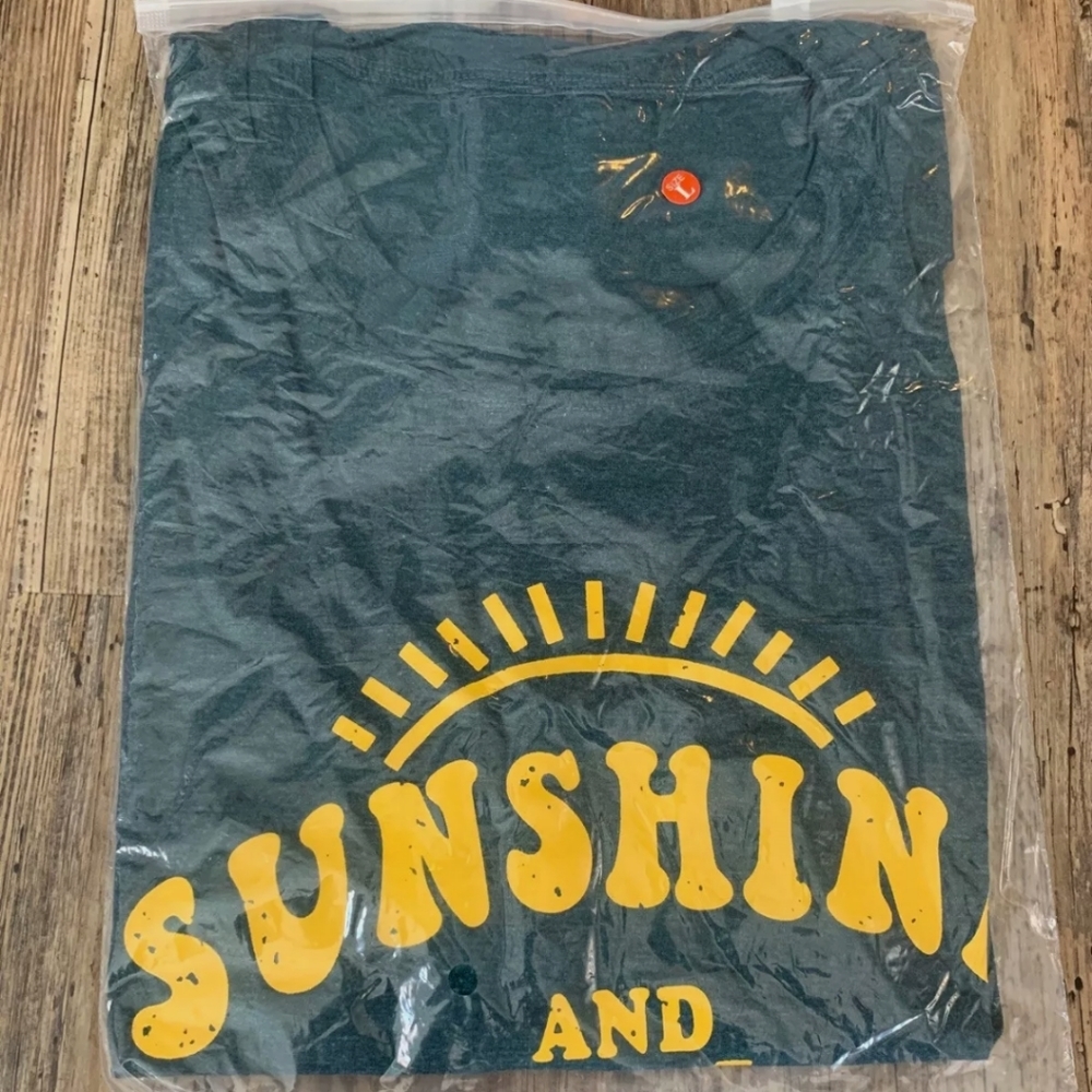 SALE! New Sunshine & Whiskey Graphic Tank Top - Picture 3 of 6